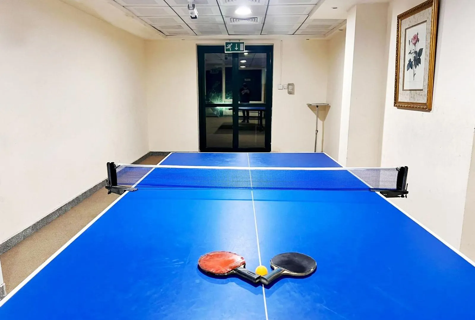 Homestay Explorer Partition Room With Window Near Internet City Dubai