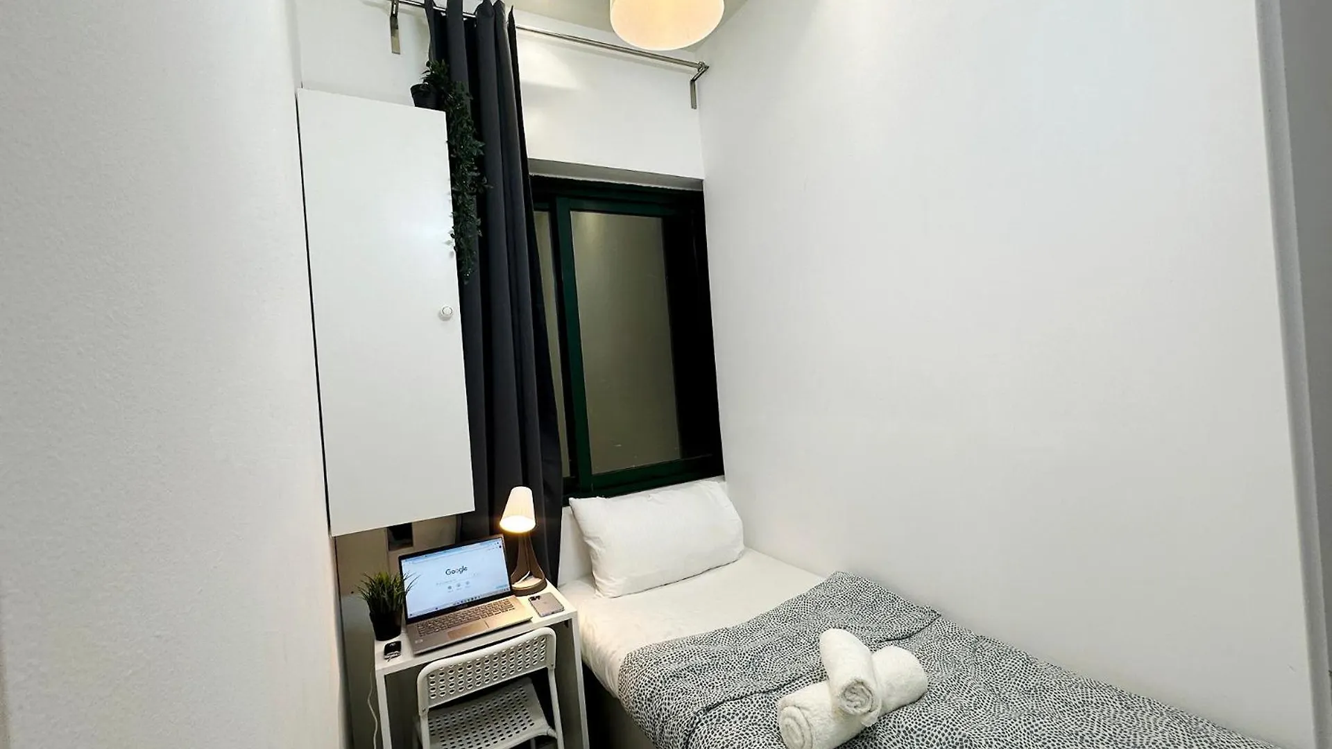Explorer Partition Room With Window Near Internet City Dubai